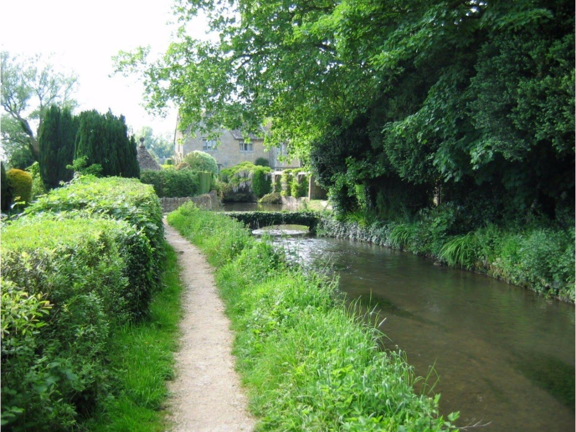 The Mousetrap Inn Bourton-on-the-Water Extérieur photo